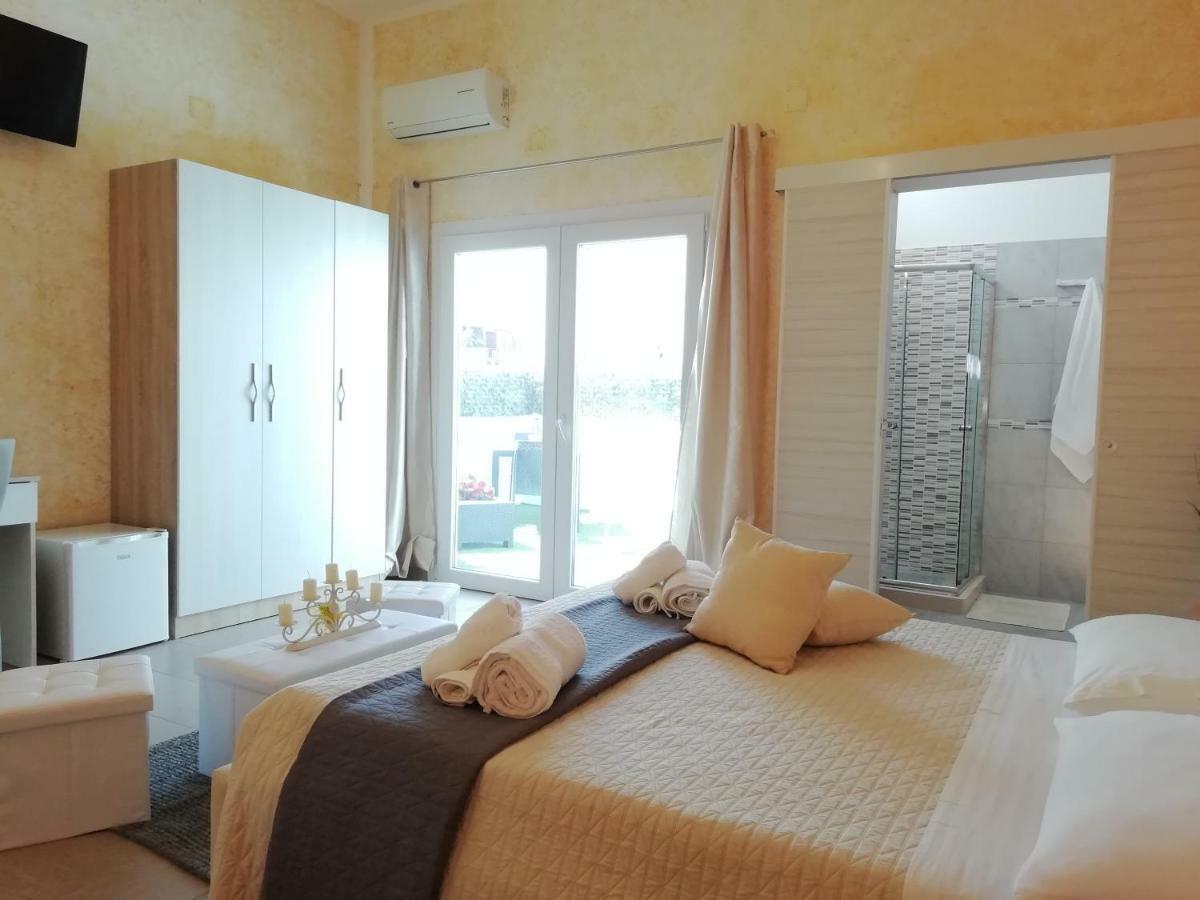 B&B Maresalento Racale Exterior foto